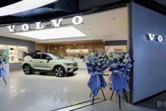 電動(dòng)汽車 未來出行的綠色革命